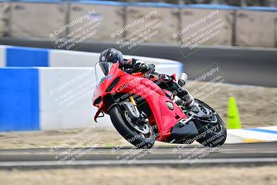 media/Apr-18-2025-TrackDaz (Fri) [[45f5874c44]]/B Group/Session 4 (Turn 6 - Outside)/